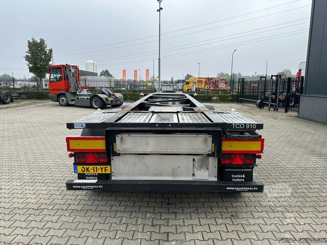Транспорт на контейнери Van Hool 20FT ADR CHASSIS / empty weight 3.300kg / SAF D...