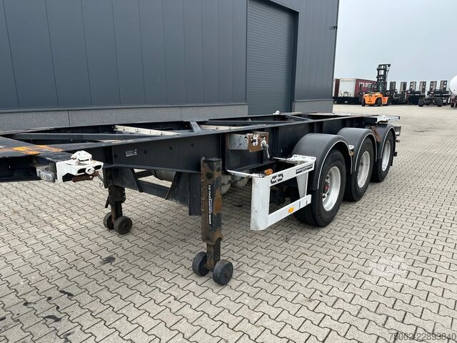 Транспорт на контейнери Van Hool 20FT ADR CHASSIS / empty weight 3.300kg / SAF D...