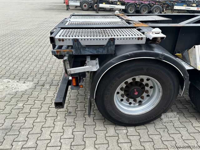 Транспорт на контейнери Van Hool 20FT ADR CHASSIS / empty weight 3.300kg / SAF D...