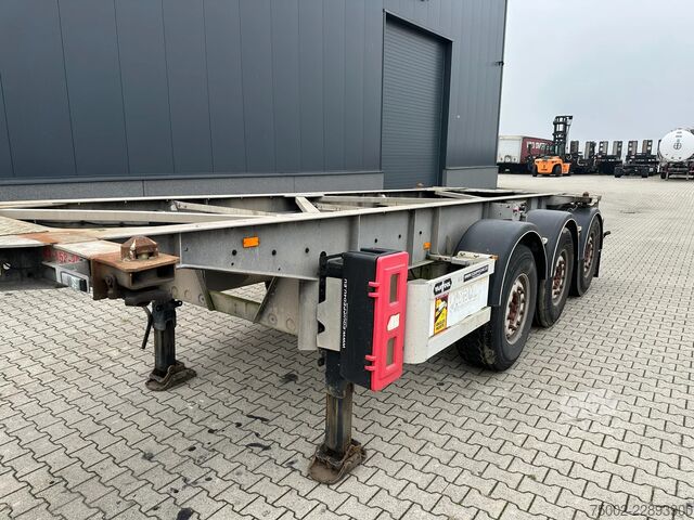 Транспорт на контейнери Van Hool 20FT ADR CHASSIS / galvanized / MB DISC / 2x li...