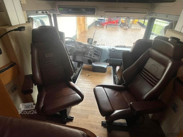 Dyretransportbil SCANIA Pferdetransporter