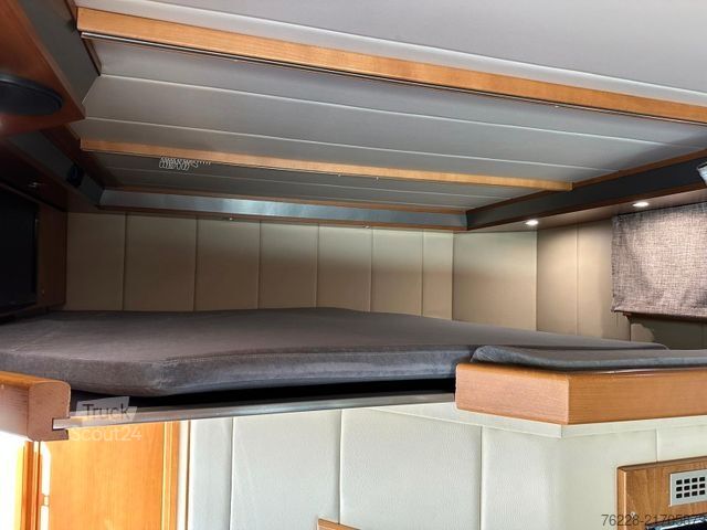 Dyretransportbil SCANIA Pferdetransporter