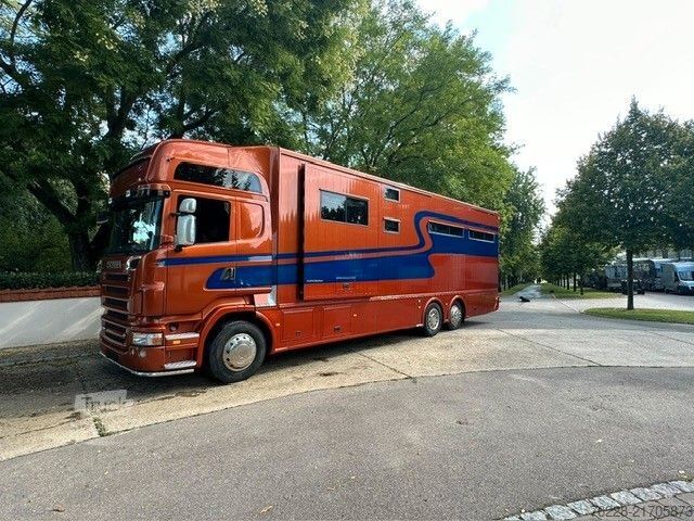 Dyretransportbil SCANIA Pferdetransporter