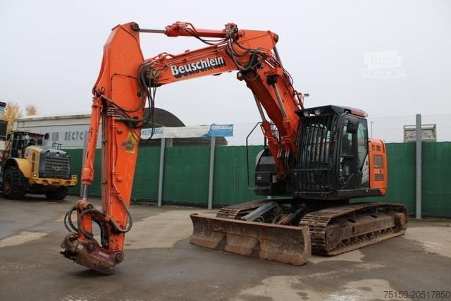Paletli ekskavatör HITACHI ZX225USLC-5B COMPACT VERSTELLER Nr.: 613
