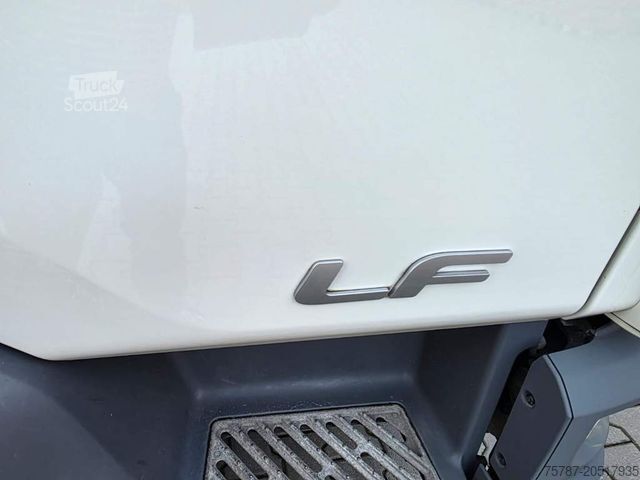 Curtain sider van DAF LF 170 Gardine, wie neu, nur 82 TKM Original !