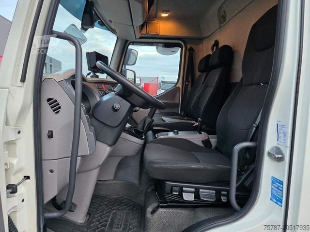 Samochód dostawczy z plandeką DAF LF 170 Gardine, wie neu, nur 82 TKM Original !