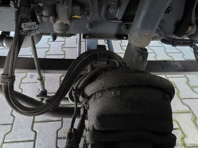 Samochód dostawczy z plandeką DAF LF 170 Gardine, wie neu, nur 82 TKM Original !