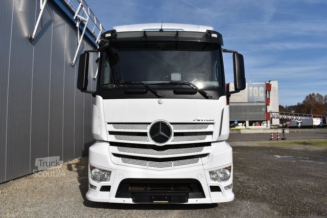 Autocamion cu caroserie tip cutie MERCEDES-BENZ Antos 1836 LnR E6 4x2 AHK LBW