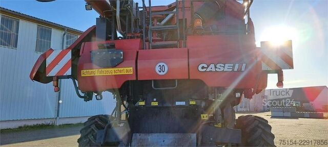 зерноуборочный комбайн Case IH 7230 AF