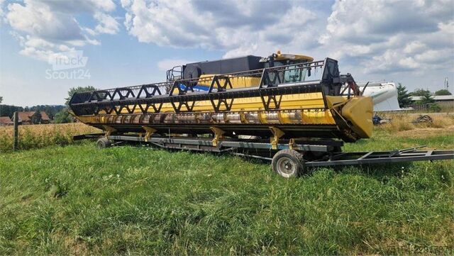 зерноуборочный комбайн New Holland CR 9090