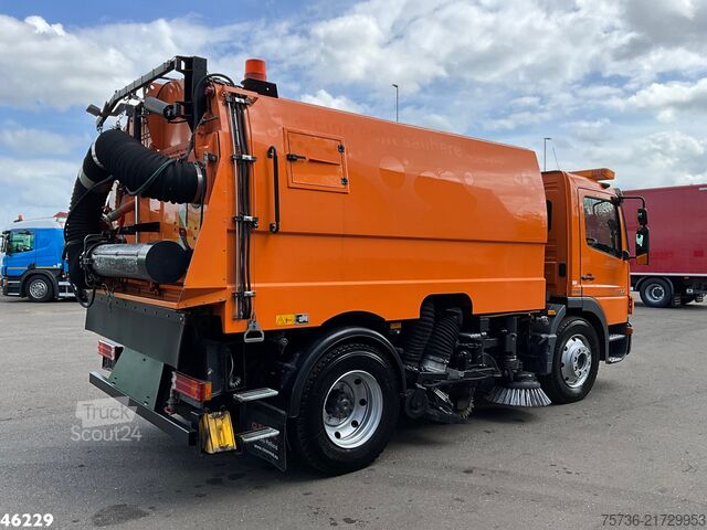 Spazzatrice stradale Mercedes-Benz Atego Faun VIAJET 6 R/L HS Just 96.074 km!