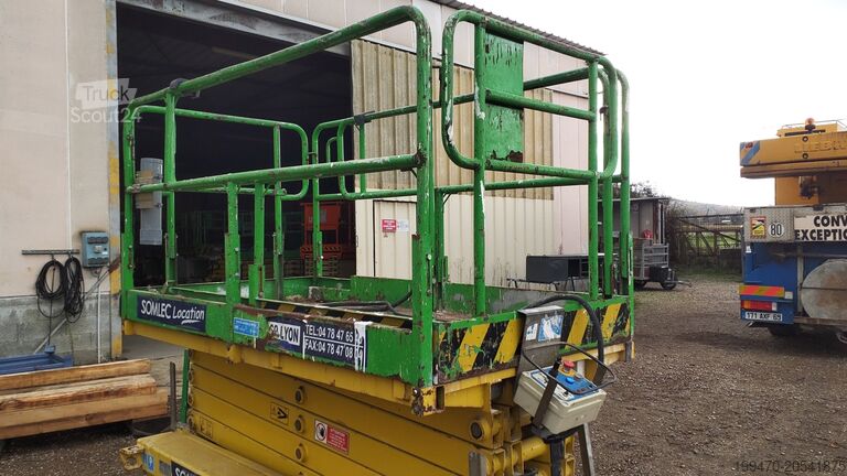 Mesa elevatória em tesoura Iteco IG 10130 (9,85m)