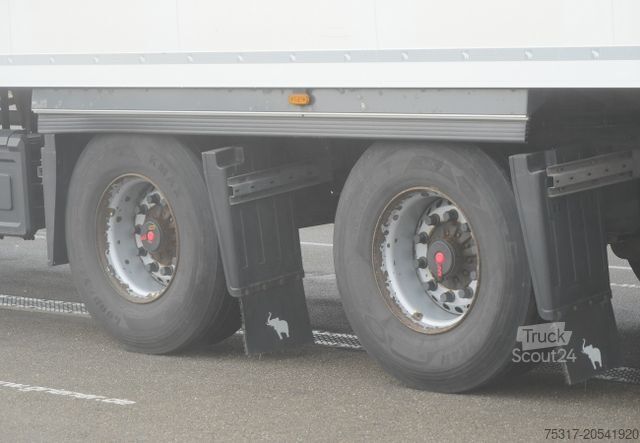 Semi-remorque frigorifique SCHMITZ CARGOBULL SKO 20 / LZG LENKACHSE /TK SLX / LBW 2000 kg