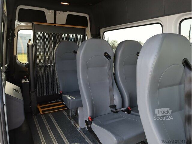 Skåpbil Mercedes-Benz Sprinter 317 CDI Kombi,Rollstuhllift,8Sitze