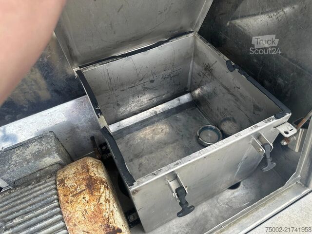 Lebensmitteltanker Feldbinder LEBENSMITTEL / LEVENSMIDDELEN / FOOD / 33.500L ...