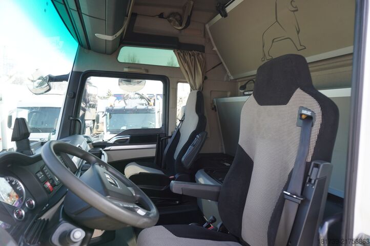 Autožeriav MAN TGX 26.470 tow truck / NEW galvanized