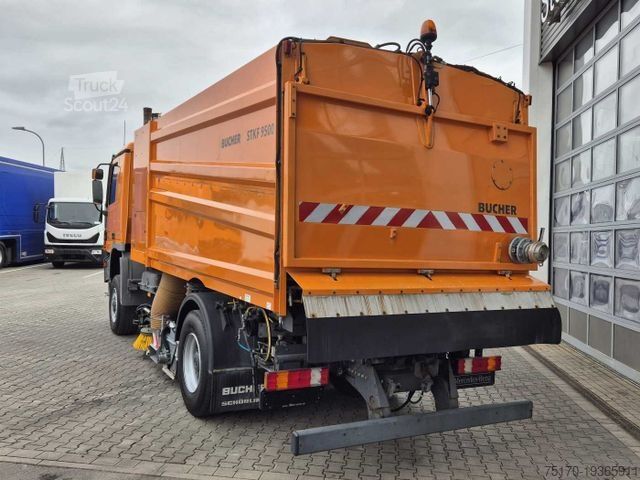 Balayeuse de voirie MERCEDES-BENZ Actros 2032 A 4x4 Bucher STKF 9500 Airport 30x