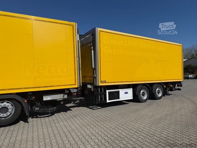 Jäähdytysrekka MERCEDES-BENZ 2540 LL 6x2/4 Kühlkoffer 8.2m LBW 2,5t  Carrier
