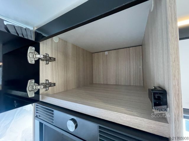 Напівінтегрований кемпер SUNLIVING C 70 DL *Automatik*165 PS*Markise+Solaranlage*