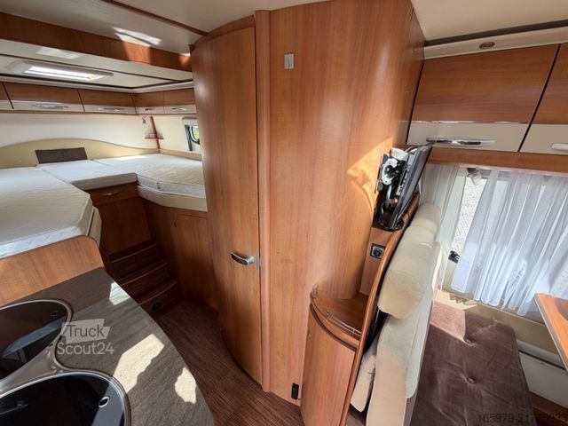 Pusiau integruotas kemperis HOBBY 500 GESC