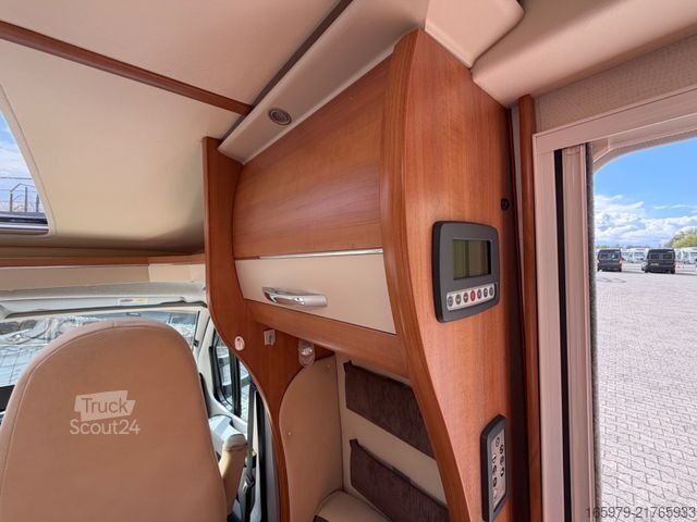 Pusiau integruotas kemperis HOBBY 500 GESC