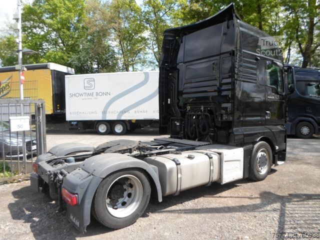 Lielapjoma vilcējs MAN TGX 18.510