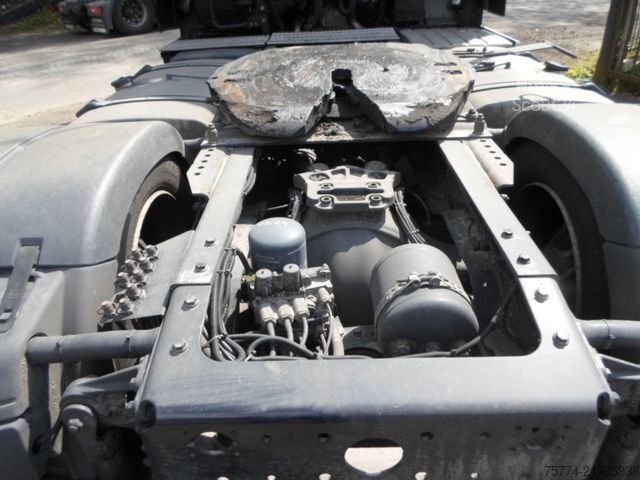 Lielapjoma vilcējs MAN TGX 18.510