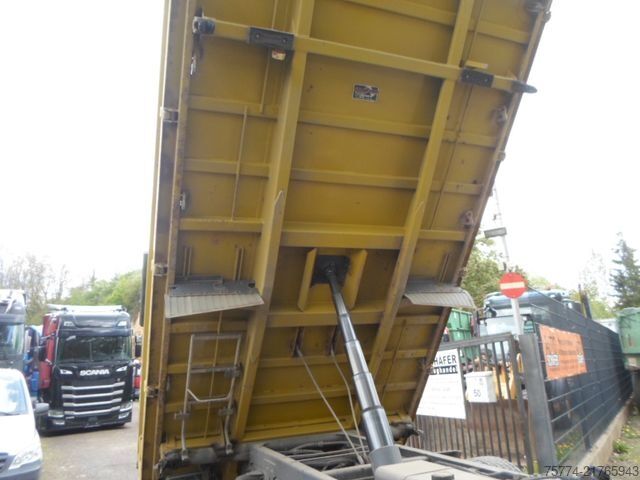 Camion benne MERCEDES-BENZ 1330 K/ Meiller Kipper