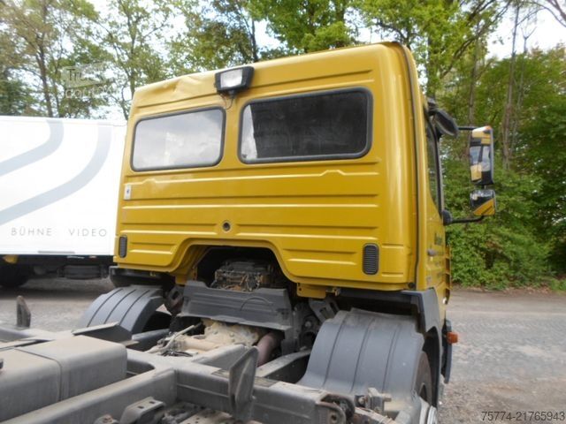 Camion benne MERCEDES-BENZ 1330 K/ Meiller Kipper