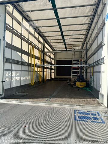 Nákladné auto s plochou korbou a plachtou MAN MAN TGM18.320 4x2 LL CH