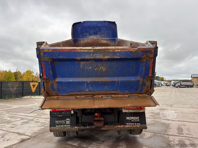 Ribaltabile Volvo FH 540 8x4 RETARDER / TANDEM AXLE LIFT / BOX L=...