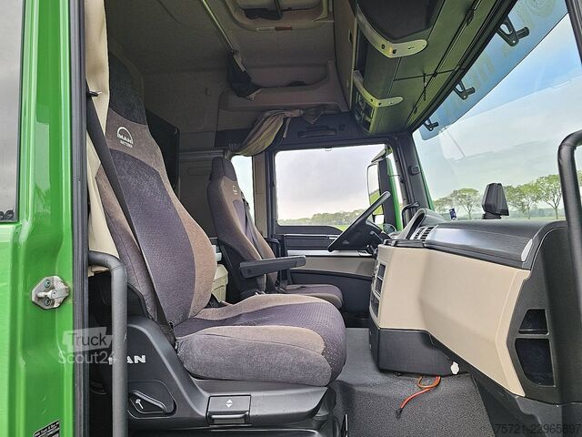 Trasportatore di legname MAN 26.500 TGX