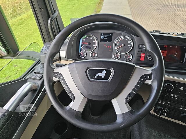 Trasportatore di legname MAN 26.500 TGX