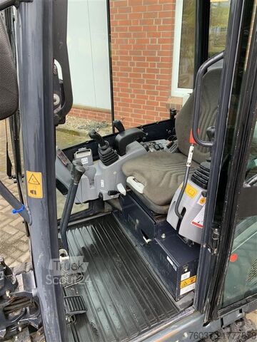 Miniescavatore Kubota KX019-4