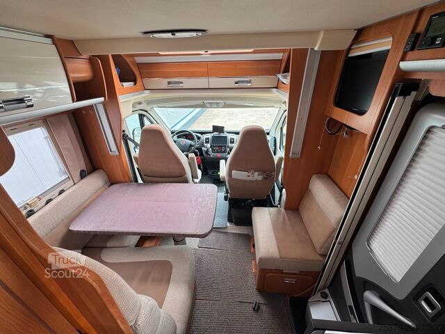 Polintegriran avtodom LAIKA Ecovip 305