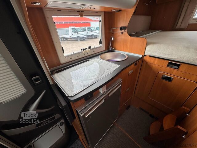 Polintegriran avtodom LAIKA Ecovip 305
