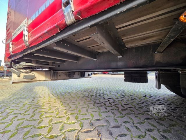 Semiremorcă pentru băuturi SCHWARZMÜLLER SJ