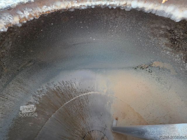 Silo náves  Köhler BSCX31/51/A  / 51.000 l / Lenkachse