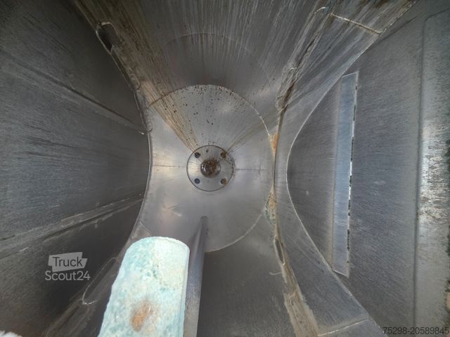 Semiremorcă siloz  Köhler BSCX31/51/A  / 51.000 l / Lenkachse