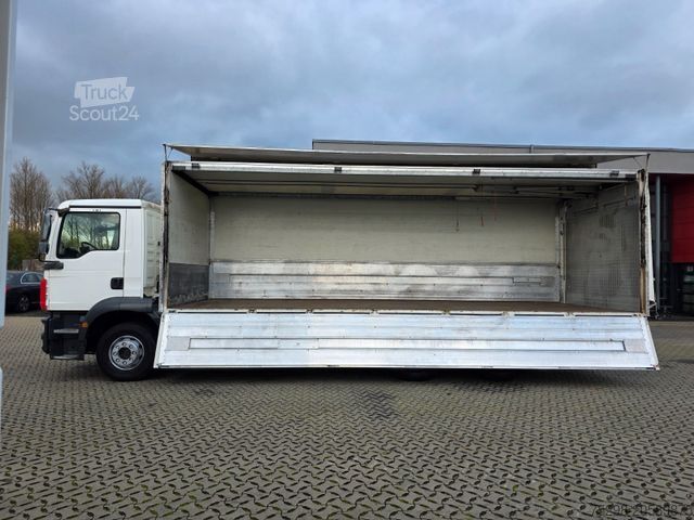 Camion de boissons MAN TGM 22.290 6x2-4 LL / Ldbw / Rückfahrk. / Lenkac