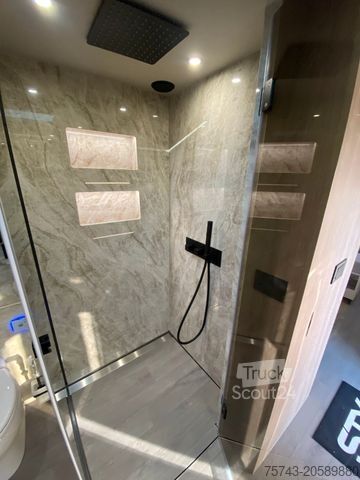 Karavan/obytný vůz SCANIA S 590  STX MOTORHOME