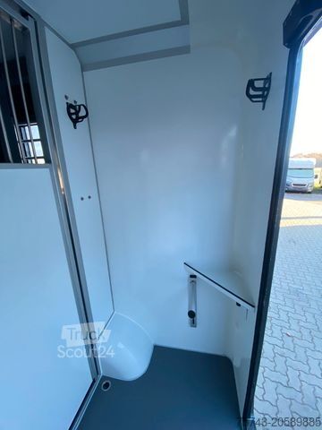 Camión de ganado RENAULT Master STX Haras AUTOM. NEW MODEL 2025