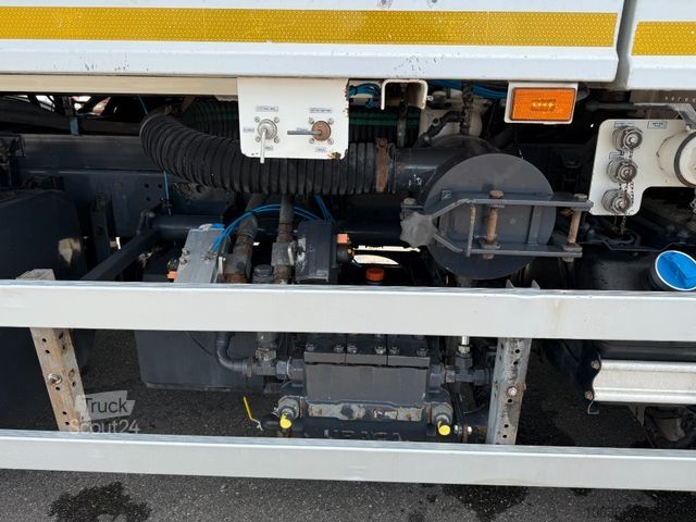 Вакуумная автоцистерна SCANIA P360 Euro 6 6x4 Hvidtved Larsen FlexLine 312