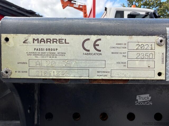 Mercedes-Benz AROCS 3643 8x4 21m! Γερανός FASSI F305 (7x) + Βαρούλκο 2T - *1388 ώρες* / *139.000 χλμ Mercedes-Benz AROCS 3643 8x4 21m! KRAN FASSI F305 (7x) + 2T W...