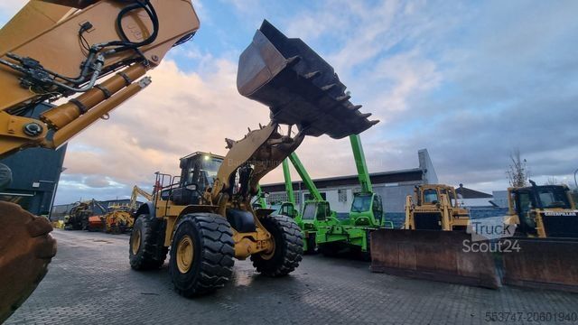 Chargeuse sur pneus CATERPILLAR CAT 980 K