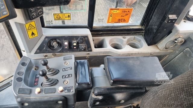 Utovarivač na točkovima CATERPILLAR CAT 980 K