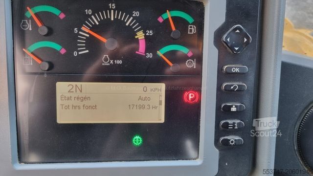 Riteņu iekrāvējs CATERPILLAR CAT 980 K