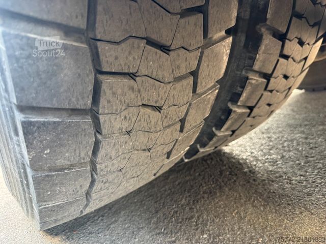 Standardowy ciągnik siodłowy MAN TGX 18.580 4X2 LL SA - D38 - EURO6d - TOP Ausst.