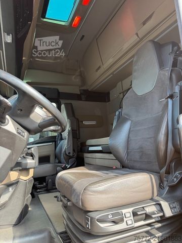 Standardowy ciągnik siodłowy MAN TGX 18.580 4X2 LL SA - D38 - EURO6d - TOP Ausst.