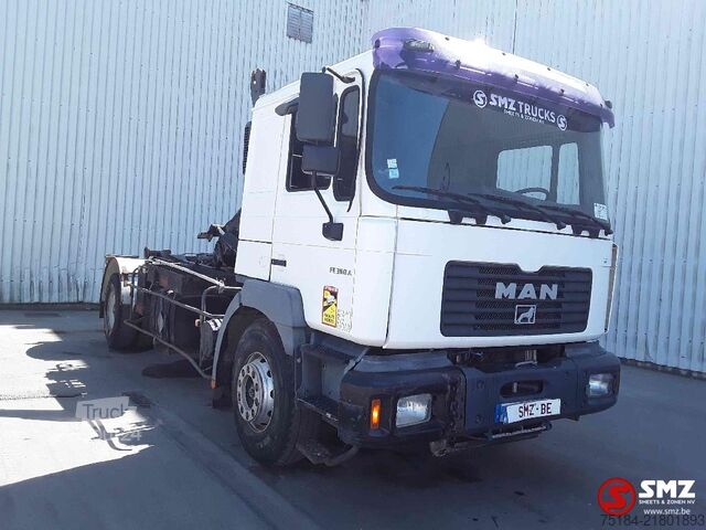 Konteinerių vežimas Man FE 360 A